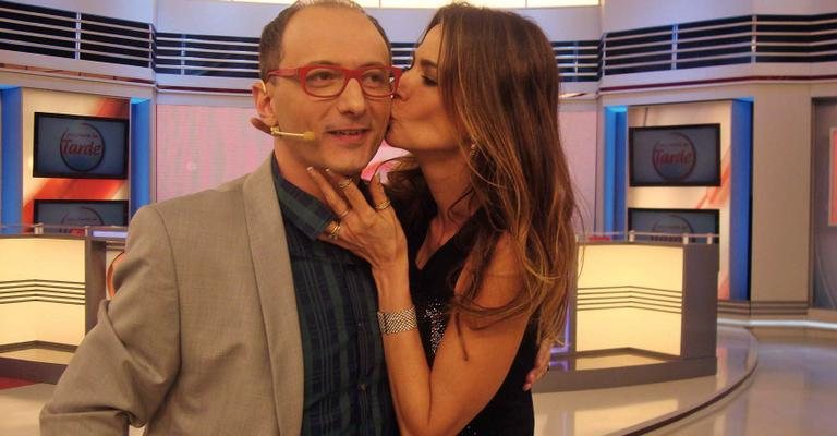 Britto Jr. recebe Luciana Gimenez, em seu Programa da Tarde, da Record, em SP. - -