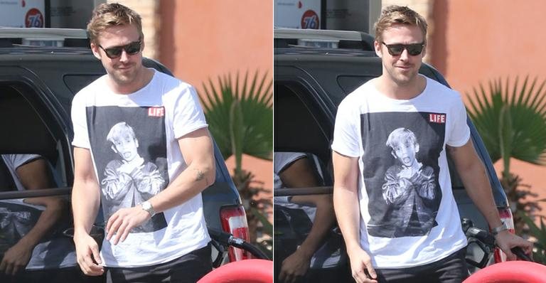 Ryan Gosling usa camiseta de Macaulay Culkin durante passeio em Los Angeles - The Grosby Group