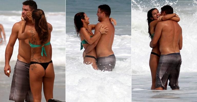 Ronaldo e a namorada, Paula Morais, na praia do Leblon - Wallace Barbosa/ AgNews