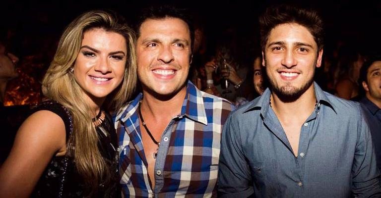 Em casa de shows de SP, Mirella Santos e Wellington Muniz, o Ceará, curtem show da dupla Jorge & Mateus com o ator Daniel Rocha... - -