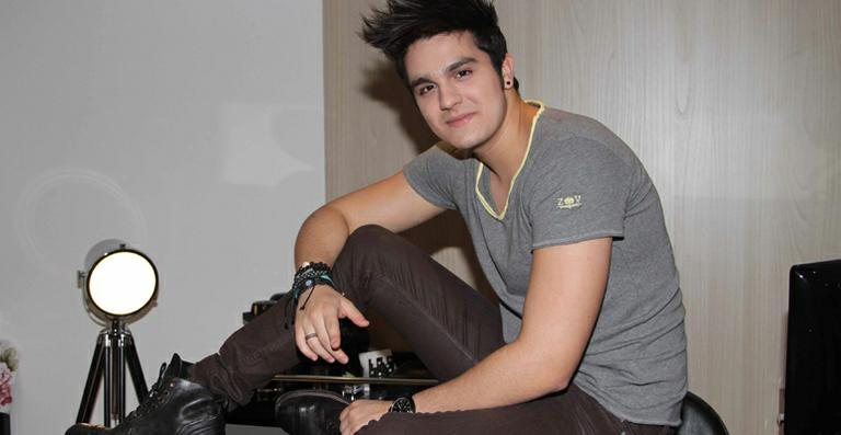 Luan Santana - Thiago Duran / AgNews