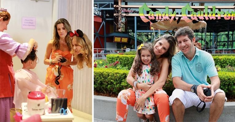 Com Clara e René, atriz conhece a loja Candy Cauldron em gravação do Estrelas. De orelhas de Minnie, Angélica
brinca com a menina, que vira uma princesa. - TV Globo/Luiz Ribeiro