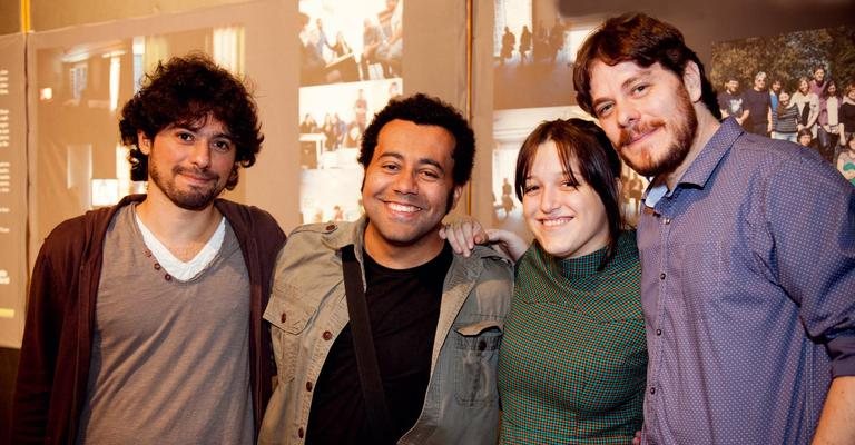 Em São Paulo, os cineastas Tiago Campos, Gabriel Marinho, Maria Clara Escobar e Frederico Pinto lançam seus filmes em abertura da mostra itinerante. - -