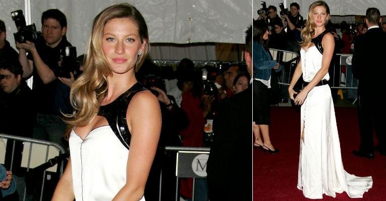 Gisele Bündchen sempre aparece linda no Met Ball. Ela usou este longo branco na edição de 2007 - Getty Images