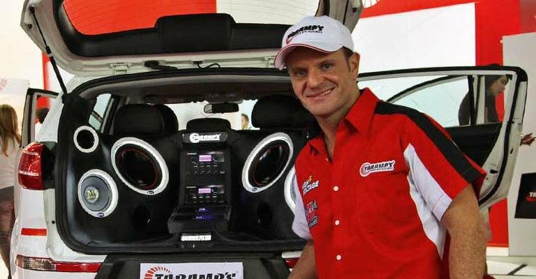 Rubinho Barrichello faz visita vip à feira em São Paulo. - -