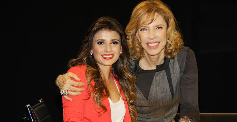 Paula Fernandes no 'De Frente com Gabi' - Carol Soares / SBT