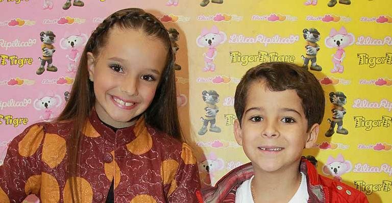 Os atores mirins Kiria Malheiros e Luiz Felipe Mello - Divulgação