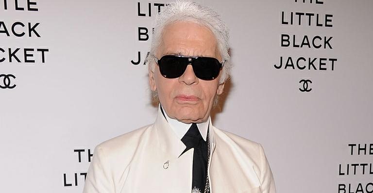 Karl Lagerfeld adora uma polêmica dentro e fora das passarelas. Sempre está pronto para "cutucar" alguém - Getty Images