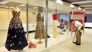 Looks de Evita em exposição em São Paulo - Gustavo Scatena