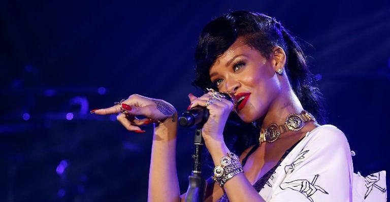 Rihanna se atrasa para show e irrita fãs - Getty Images