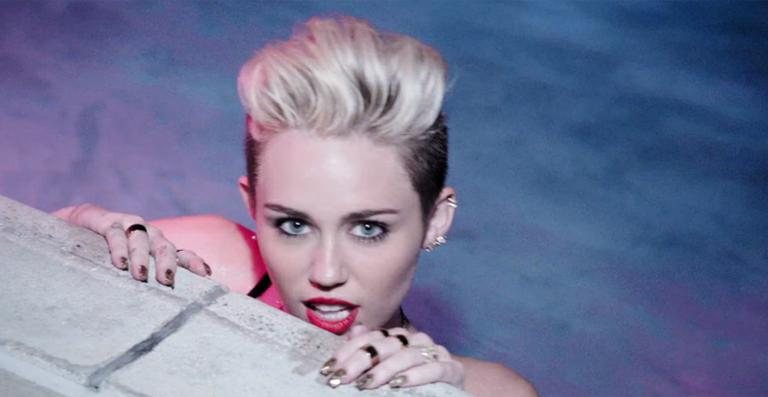 Miley Cyrus em 'We Can't Stop' - Reprodução