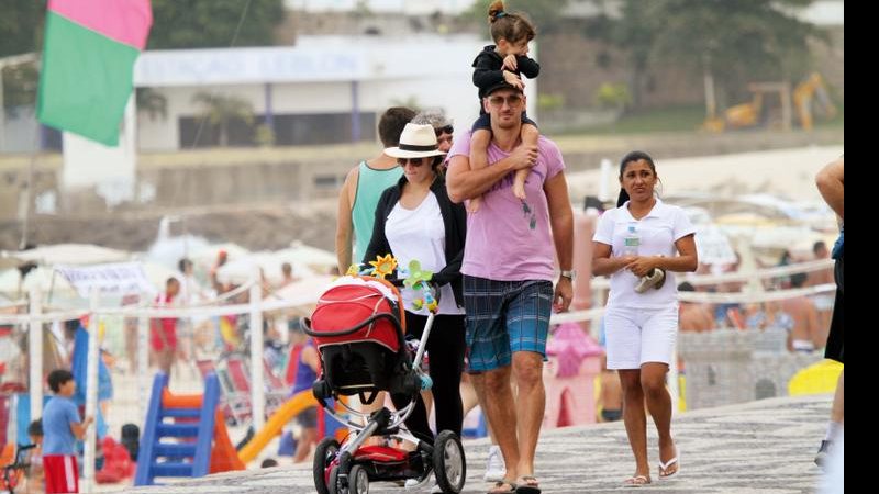 Nalbert e Amandha Lee em caçadão com Rafaela e Vitor - Andre Freitas / AgNews