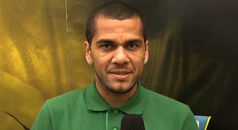 Daniel Alves, zagueiro da seleção brasileira - TV CARAS