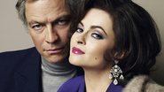 Richard Burton (Dominic West) e Elizabeth Taylor (Helena Bonham Carter) em cenas de 'Burton And Taylor' - Reprodução