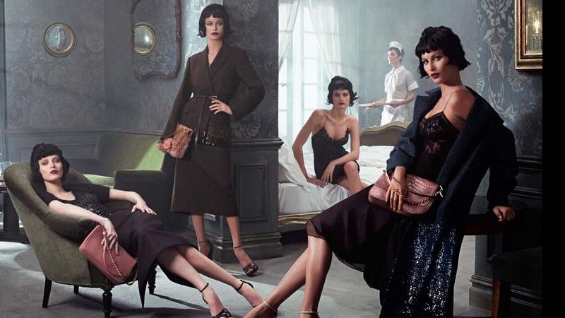 Na França, a gaúcha Gisele Bündchen e a paranaense Isabelli Fontana brilham em ensaio. Elas com Karen
Elson e Carolyn Murphy. - Thunder/The Grosby Group