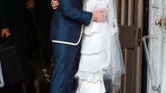 Casados há quase dois meses, Scott Campbell e Lake Bell ainda não tiveram lua de mel. - Fameflynet/The Grosby Group