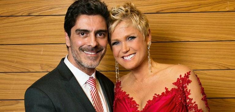 Xuxa Meneghel e Junno Andrade - Caio Guimarães