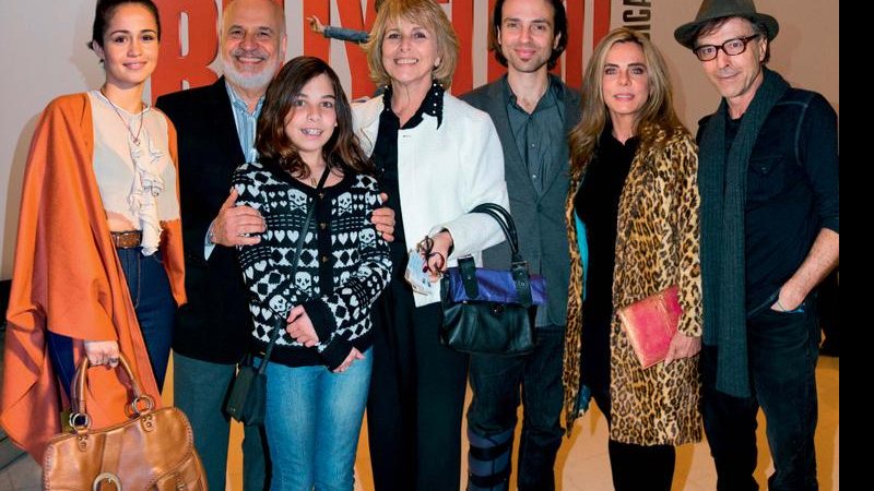 Nanda Costa, Edison Paes de Melo e Irene, com a neta Maria Luiza, Kim, com Bruna e Riccelli. - Caio Guimarães