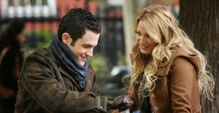 Dan e Serena, na vida real Penn Badgley e Blake Lively, em cenas de 'Gossip Girl' - Reprodução/The CW