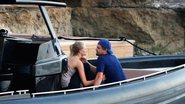 Leonardo Dicaprio com a nova eleita, Toni Garrn. - Splash News/AKM-GSI