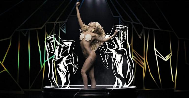 Lady Gaga divulga o clipe de 'Applause' - Reprodução