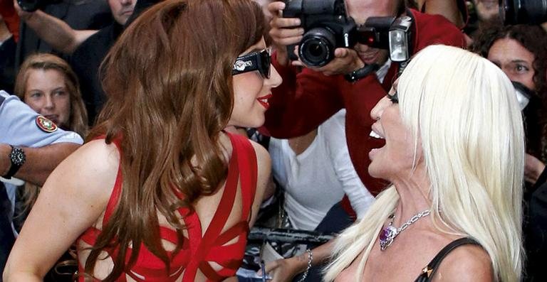 Lady Gaga e Donatella Versace - GettyImages