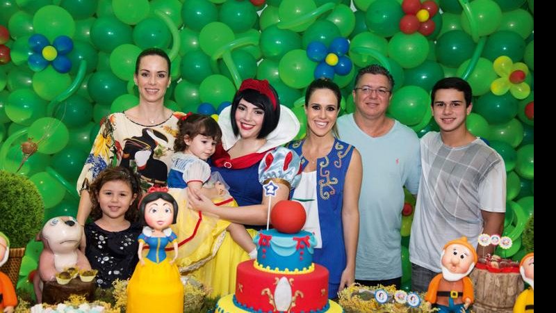 Fernanda Pontes festeja o aniversário de Malu - Guilherme Barros