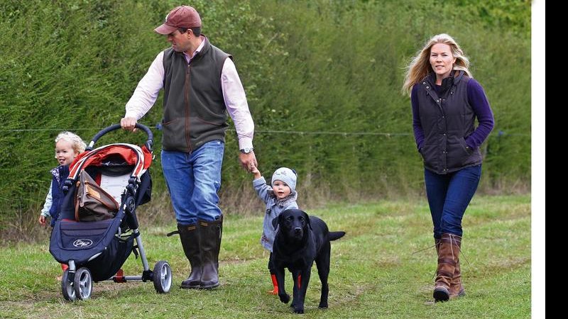 Peter Phillips e família na Inglaterra - Look Press Agency Code NWPIX Dias