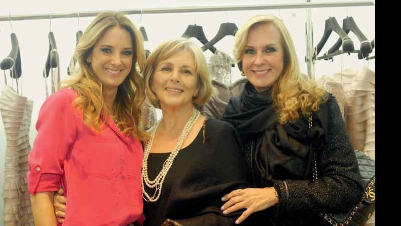 Ticiane Pinheiro, Irene Ravache E Helô nos 40 anos de moda da amiga Vasti Guimarães - Regina de Grammont