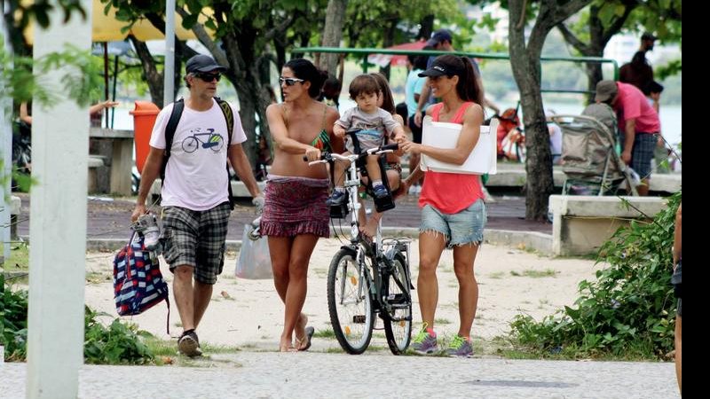 Eduardo Moscovis e sua família - JC Pereira/AgNews