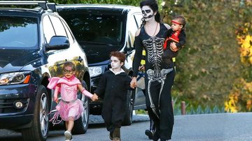 Camila Alves com os filhos no Halloween - AKM-GSI/AKM-GSI