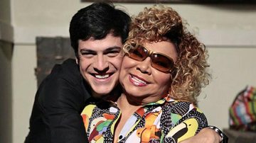 Alcione visita estúdio de Amor à Vida - Reprodução/TV Globo