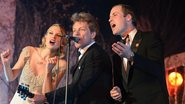 Taylor Swift, Jon Bon Jovi e príncipe William cantam em evento de gala - Getty Images