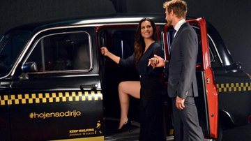 Cleo Pires e Jenson Button gravam para marca de bebida alertando usar taxi ao ficar alcoolizado - Caio Duran/AgNews