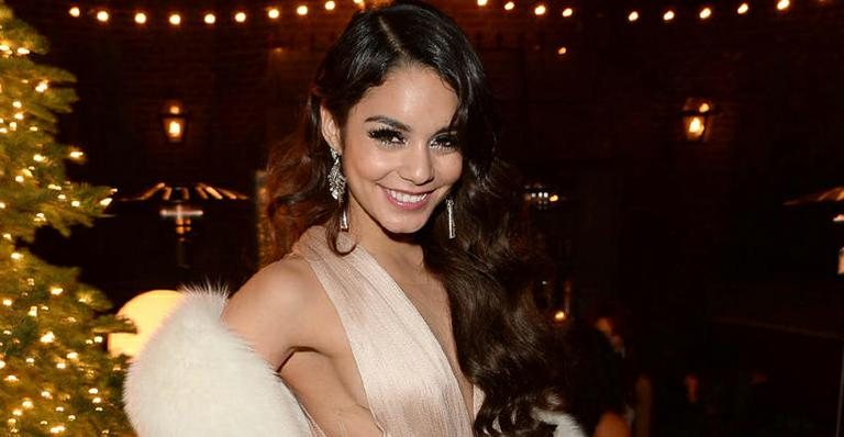 Vanessa Hudgens celebra seu aniversário de 25 anos - Reprodução / Tumblr