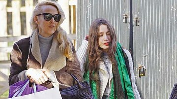 Jerry Hall e a filha Lizzy Jagger esbanjam estilo em festa - Fameflynet/The Grosby Group