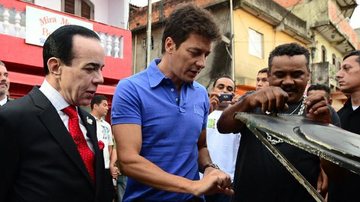 Rodrigo Faro leva Chiquinho Scarpa para conhecer favela em São Paulo - Edu Moraes e Antônio Chahestian/Record