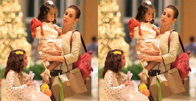 Tania Khalill faz compras em shopping carioca ao lado das filhas - Delson Silva/AgNews