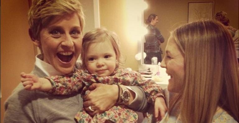 Ellen DeGeneres se diverte com Olive, filha de Drew Barrymore - Istagram/Reprodução