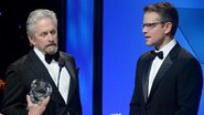 Michael Douglas e Matt Damon se encontram em prêmio da UNICEF - Getty Images