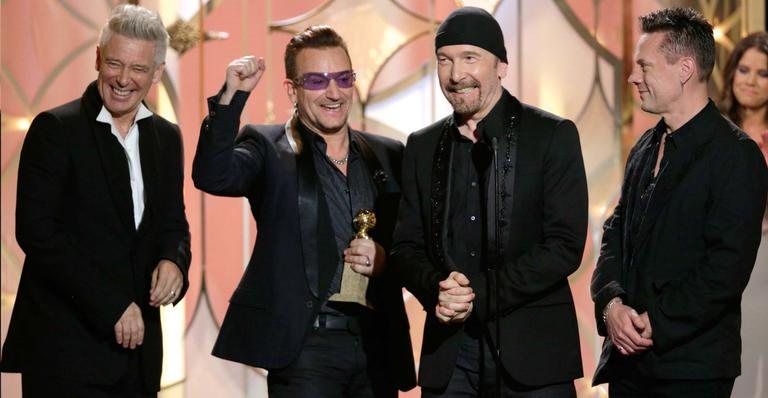 Globo de Ouro: U2 festeja vitória de Melhor Música Original - Paul Drinkwanter/NBCUniversal/Handout/Reuters