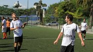 Famosos se reúnem em campo de futebol no Rio de Janeiro - Thyago Andrade / Foto Rio News