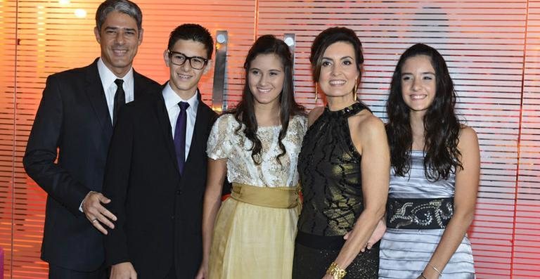 William Bonner, Vinícius, Beatriz, Fátima Bernardes e Laura - André Muzell / AgNews