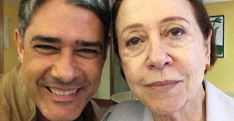 "Hoje o tio tiete se pôs de joelhos", diz William Bonner após encontro com Fernanda Montenegro - Instagram/Reprodução