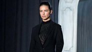 Adriana Lima arrasa em catwalk de NY - Andrew Kelly/ Reuters