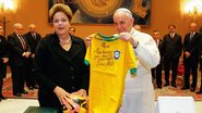 Dilma convida papa Francisco para vir ao Brasil - Roberto Stuckert Filho/ PR