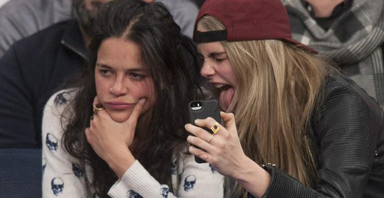 Michelle Rodriguez e Cara Delevigne - AKM-GSI/Splash e Divulgação