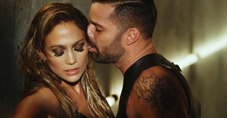 Ricky Martin e Jennifer Lopez sensualizam em novo clipe do cantor Wisin - Reprodução/YouTube