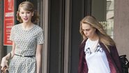 Cara Delevingne passeia com Taylor Swift em Nova York - AKM-GSI/Splash