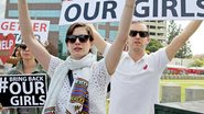 Anne Hathaway protesta contra sequestro de garotas nigerianas - Grosby Group